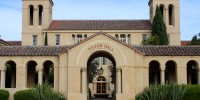 (ALISA ROYER/The Stanford Daily)