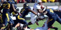 Stanford taking on UCLA at the Rose Bowl