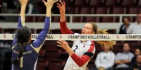 Carly Wopat (2) continued her run of stellar play as Stanford swept past Washington and Washington State (SAM GIRVIN/The Stanford Daily).