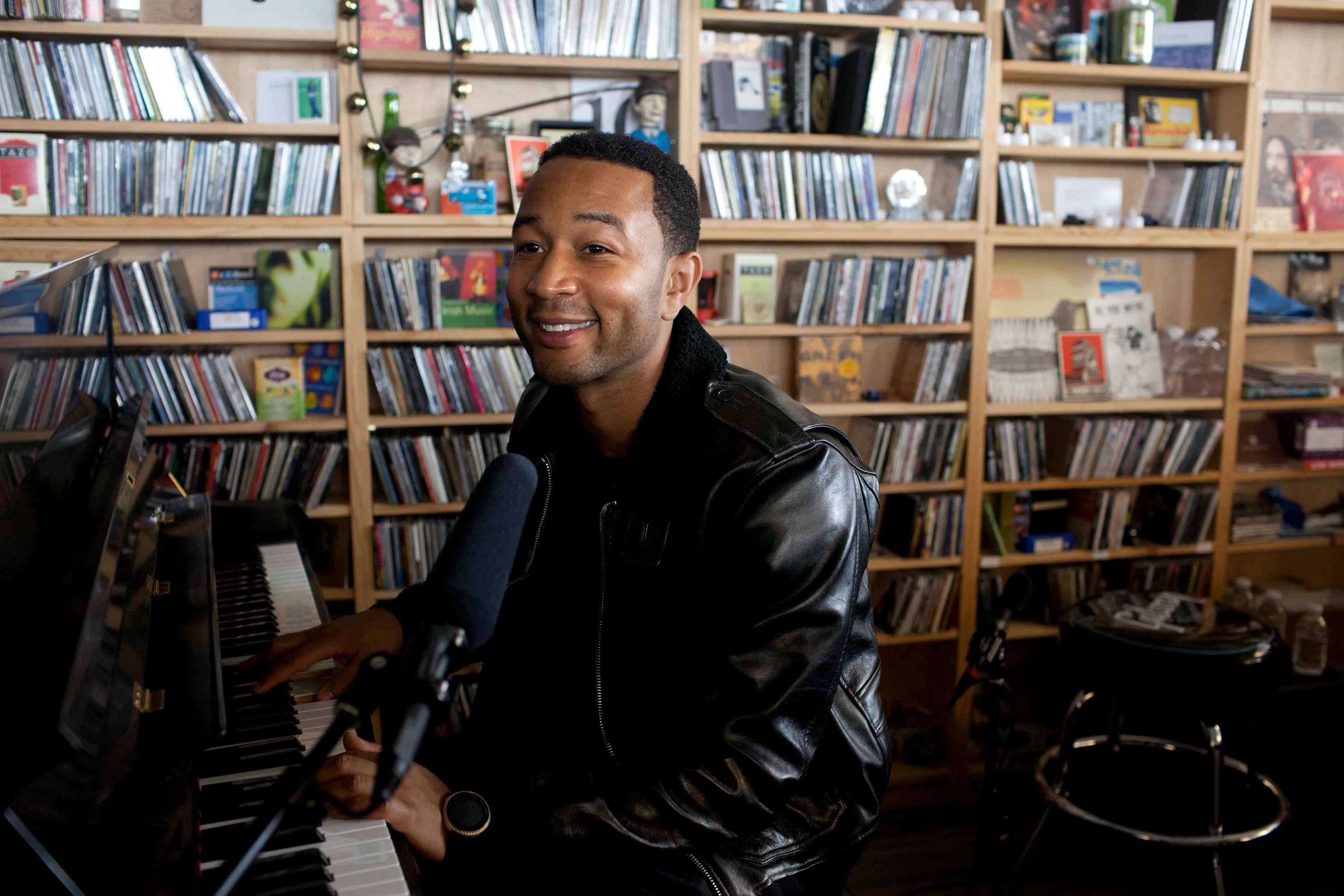 Tiny Desk Concerts Bring Intimate Performances To Npr The